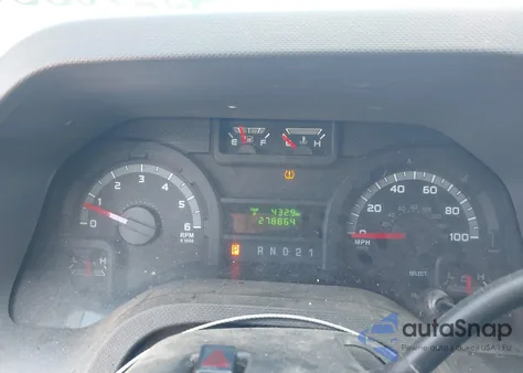 2014 Ford E-150 Commercial z USA, uszkodzony, nr VIN 1FTNS1EWXEDA68244